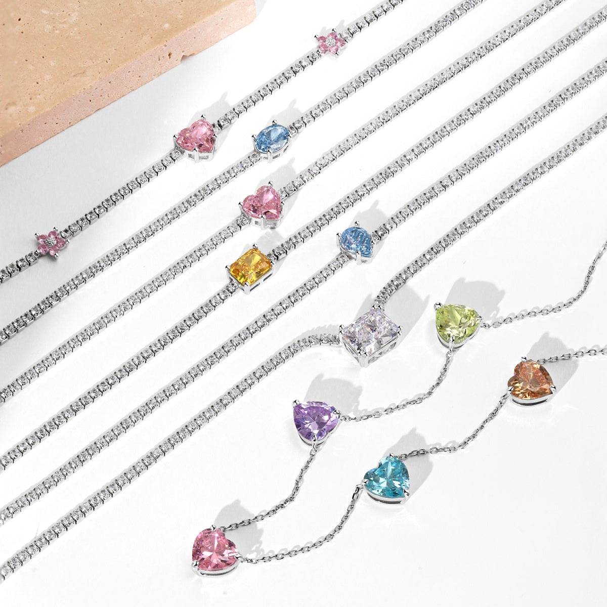 [kincade]Dazzling Pink Heart Flower Necklace