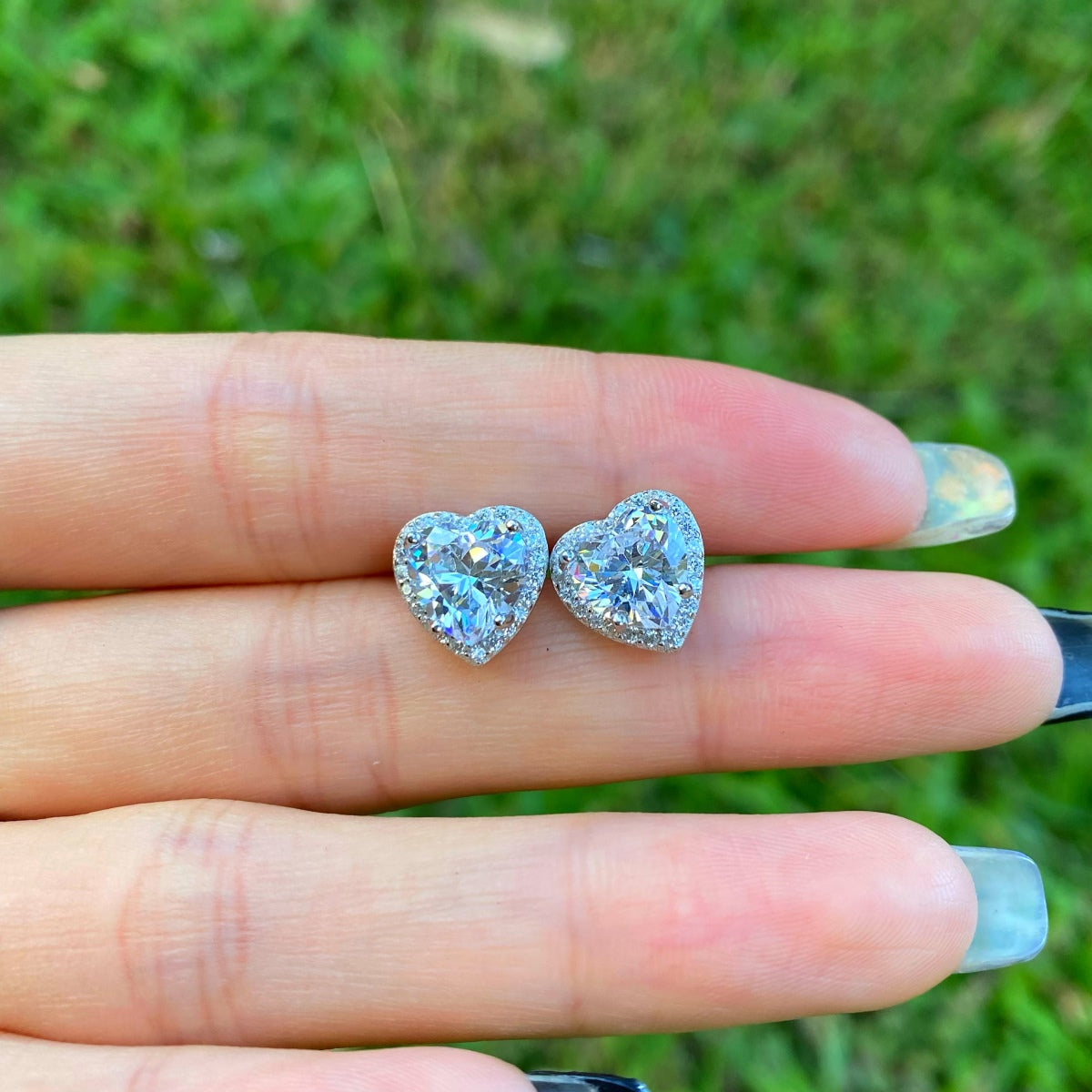 [kincade]Sparkling Heart Shape Lover Earrings