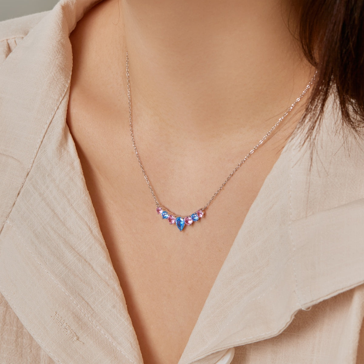 [kincade]Dainty Colorful Heart Necklace