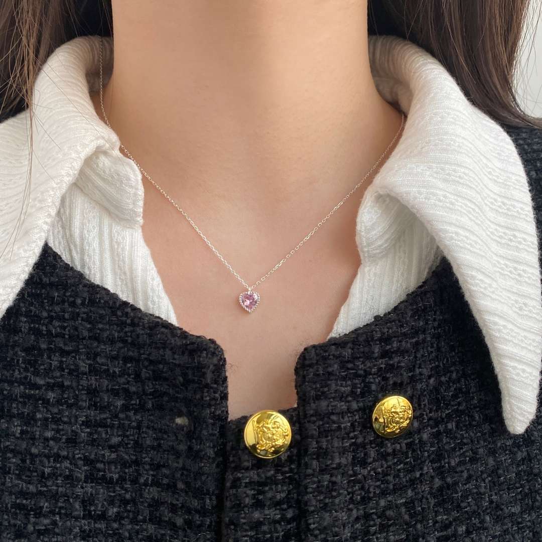 [kincade]Ornate Heart Shape Necklace