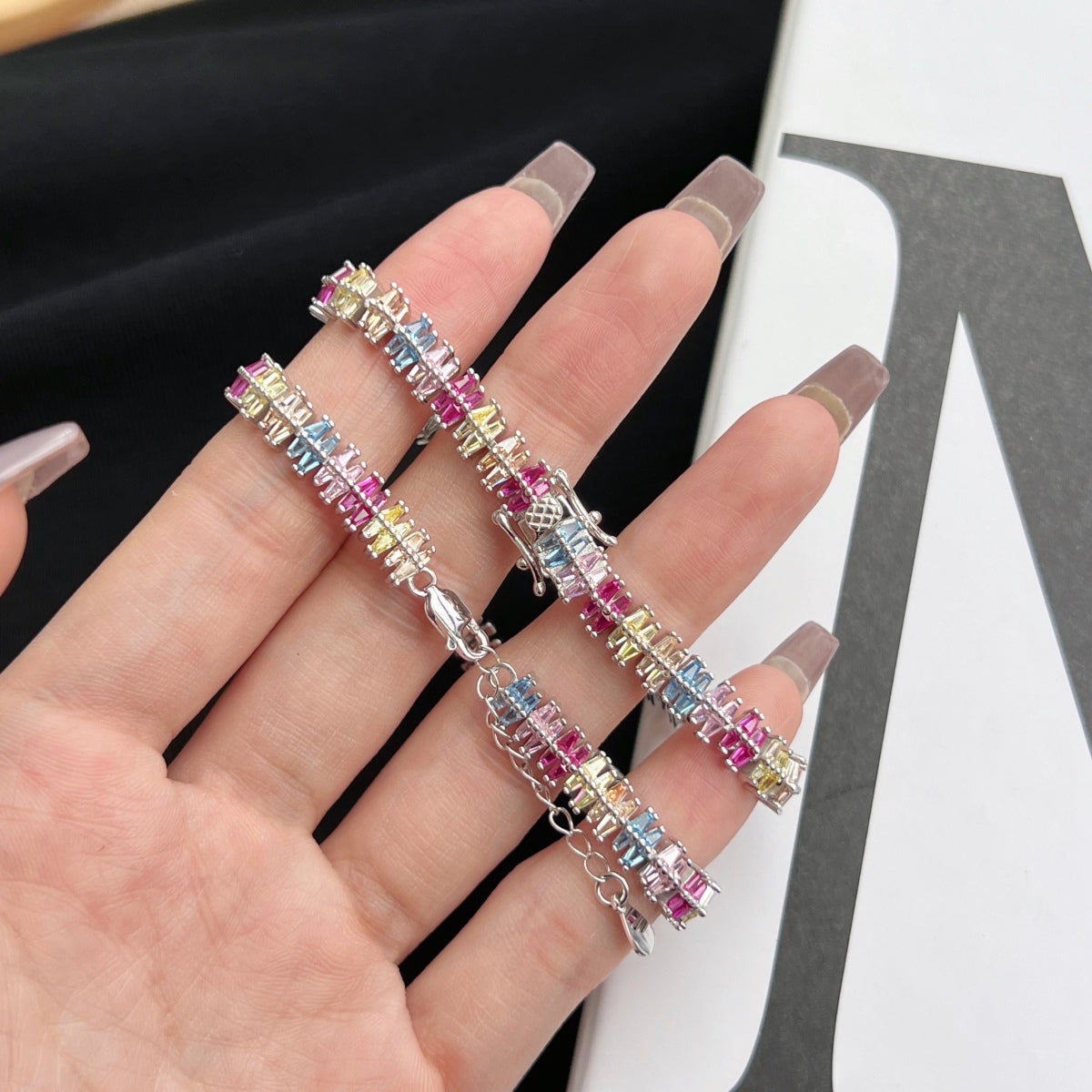 [kincade]Sparkling Exquisite Multi Cut Party Bracelet