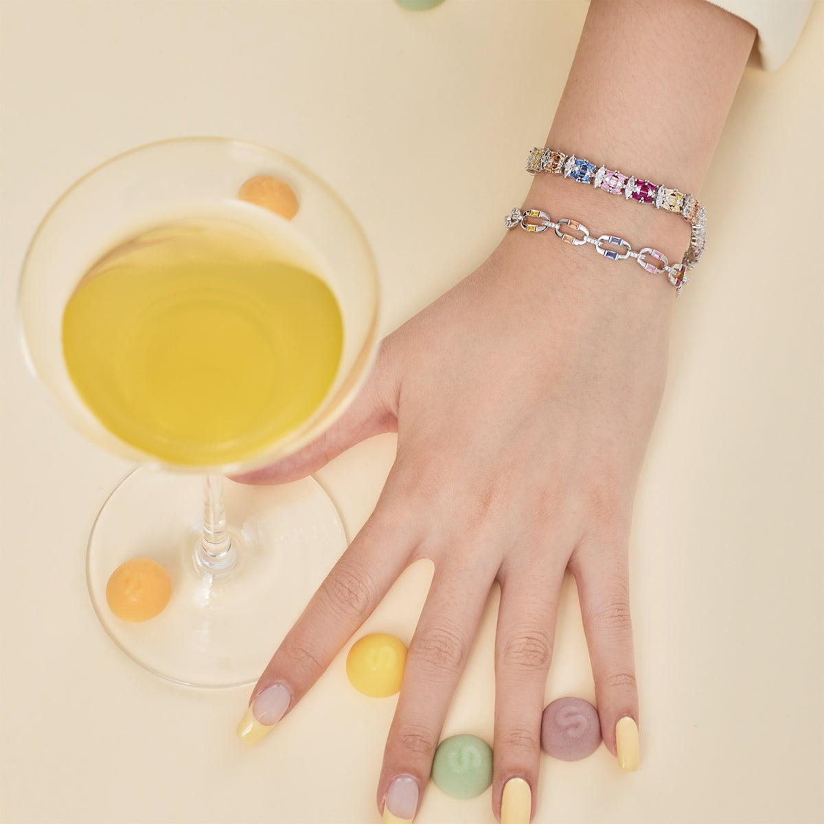 [kincade]Delicate Colorful Multi Cut Party Bracelet