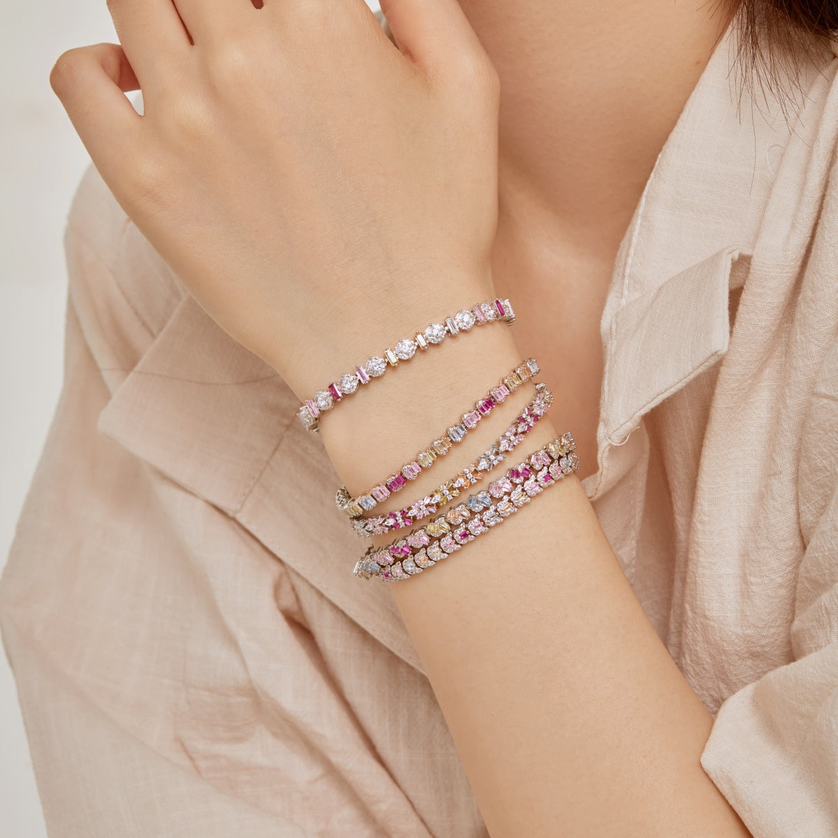 [kincade]Delicate Colorful Multi Cut Daily Bracelet