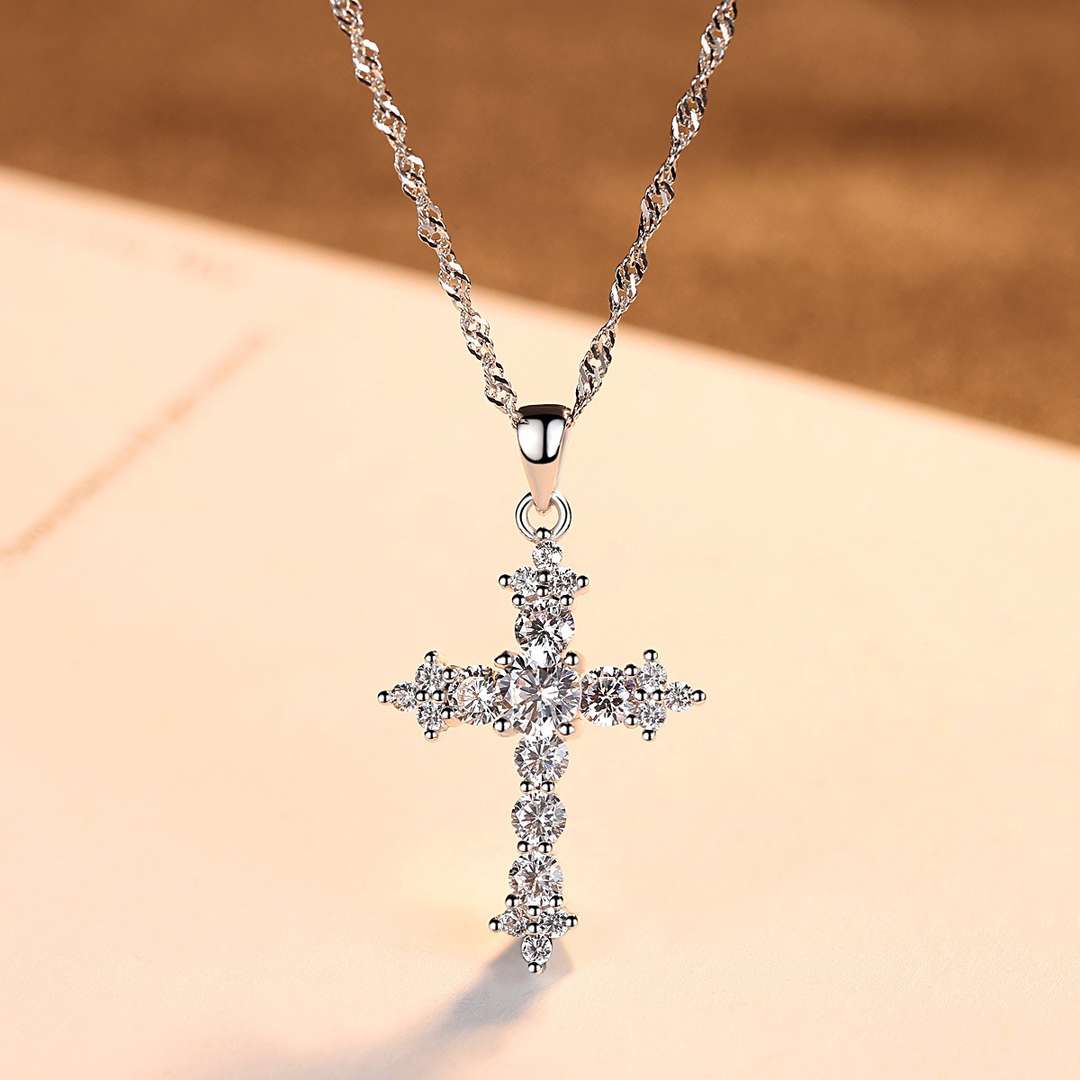 [kincade]Delicate Cross Shape Necklace