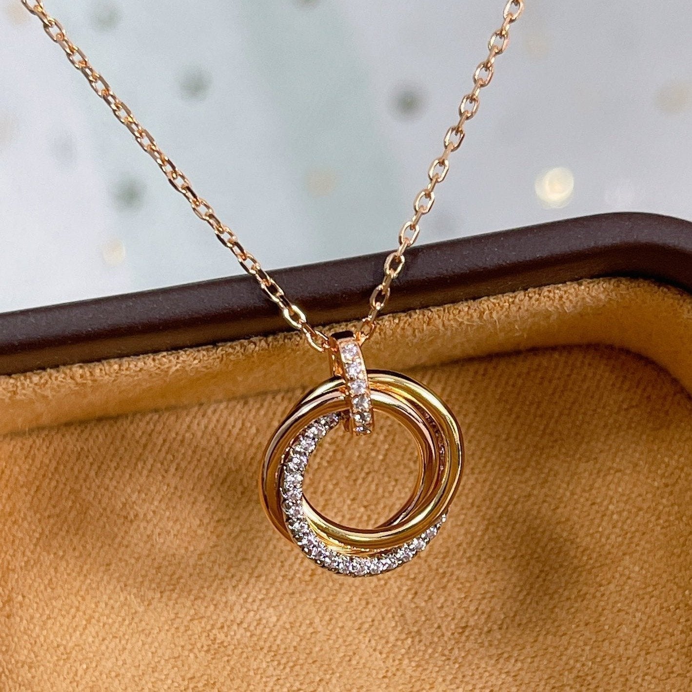 [kincade]TRINITY NECKLACE SILVER GOLD PINK GOLD DIAMONDS