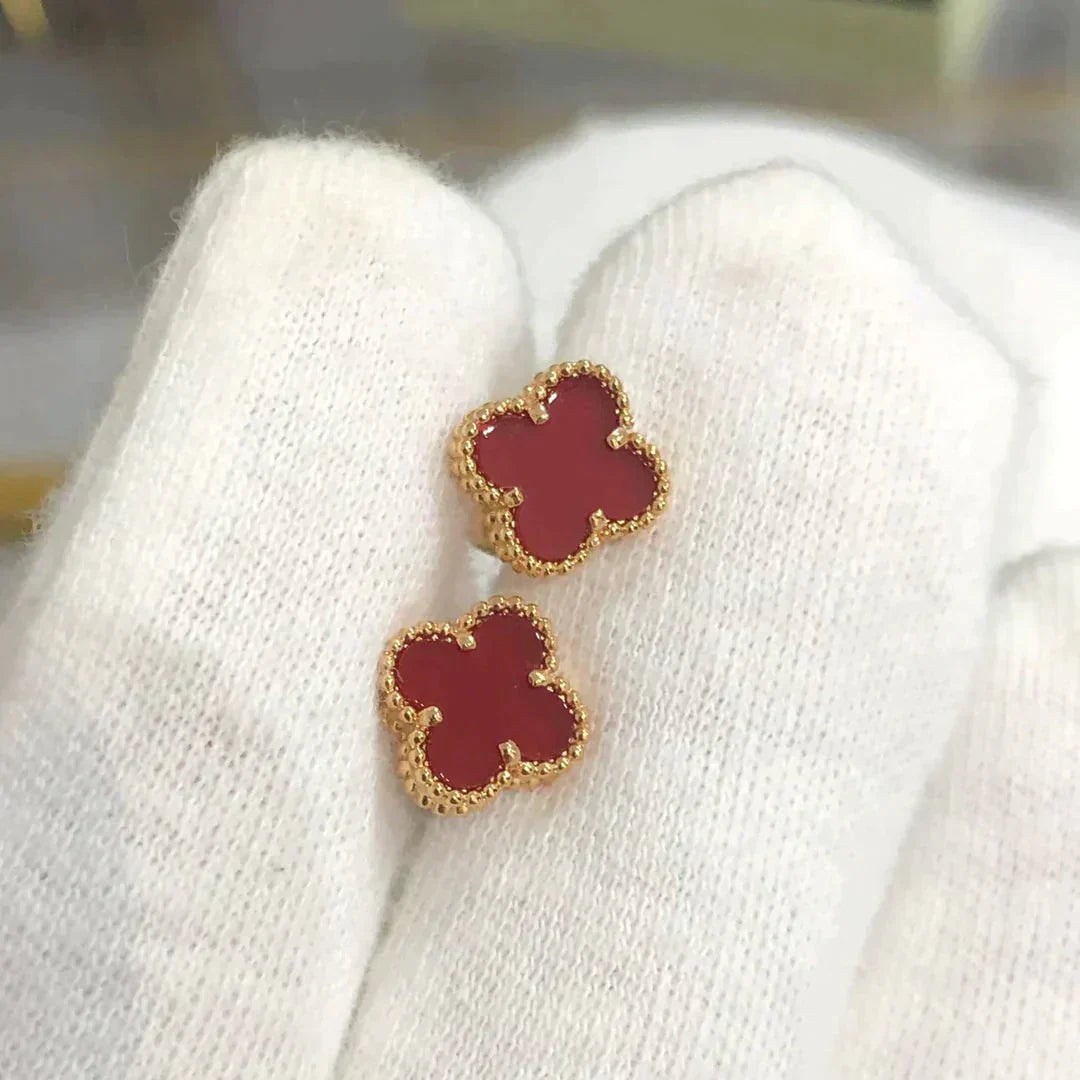 [kincade]CLOVER MINI 9.5MM CARNELIAN EARRINGS