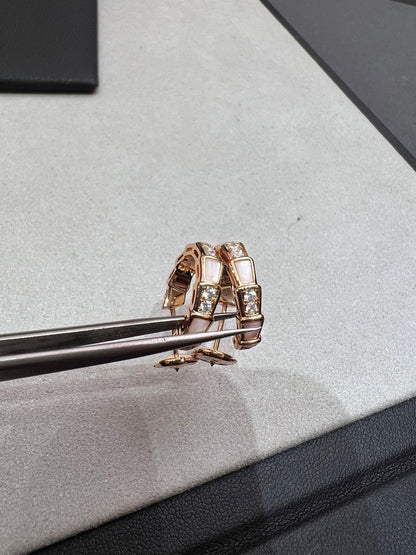 [kincade]SERPENTI MOP PINK GOLD EARRINGS