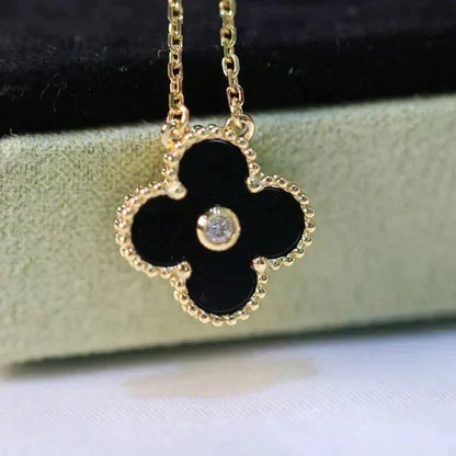 [kincade]CLOVER 15MM DIAMOND ONYX NECKLACE