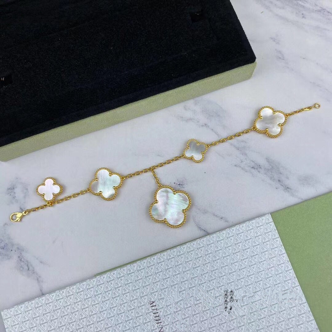 [kincade]MAGIC CLOVER MOP GOLD BRACELET 5 MOTIFS