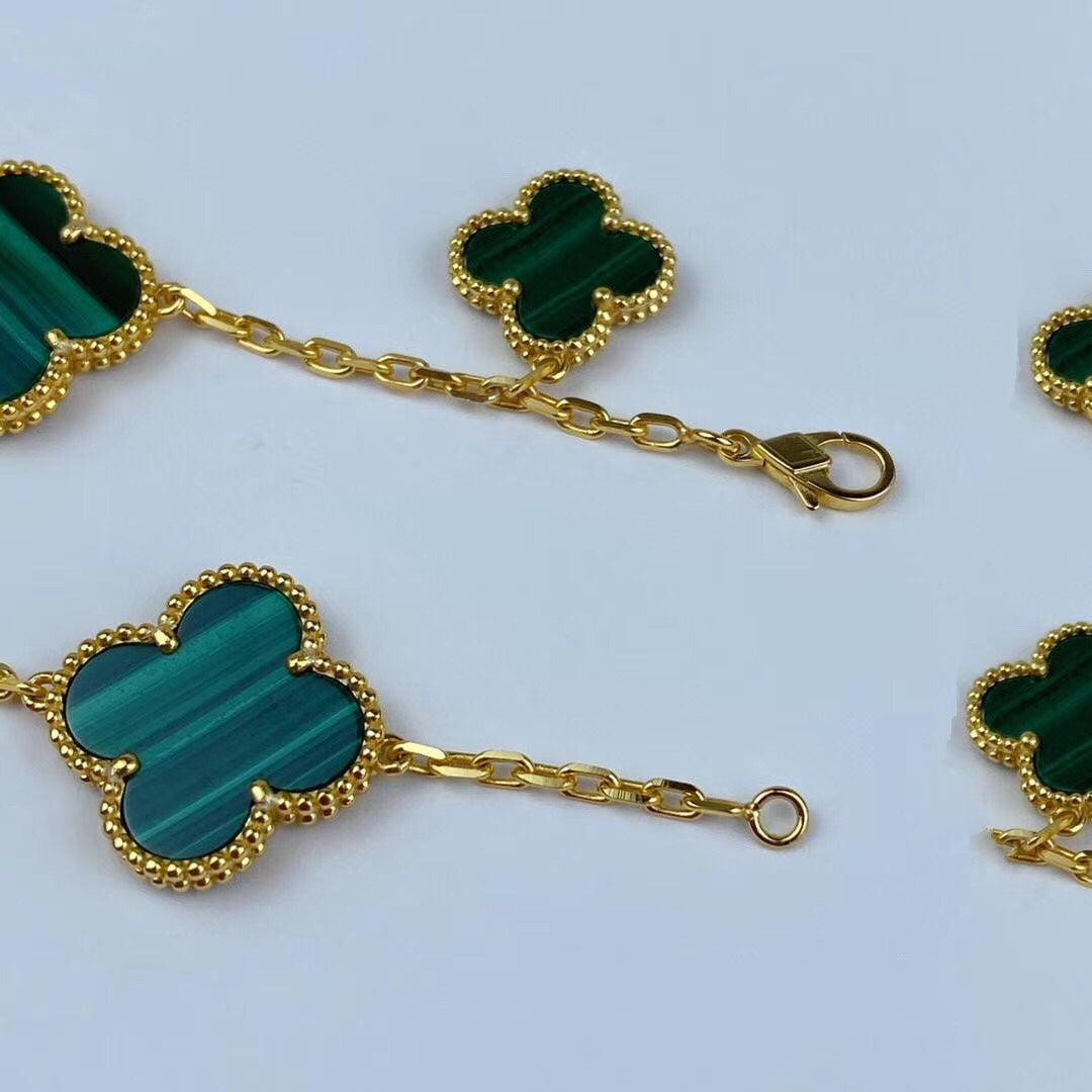 [kincade]MAGIC CLOVER MALACHITE GOLD BRACELET 5 MOTIFS