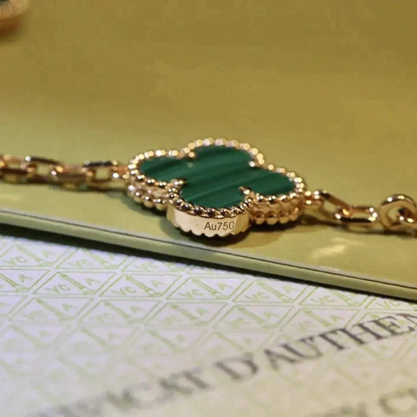 [kincade]CLOVER 5 MOTIFS MALACHITE BRACELET