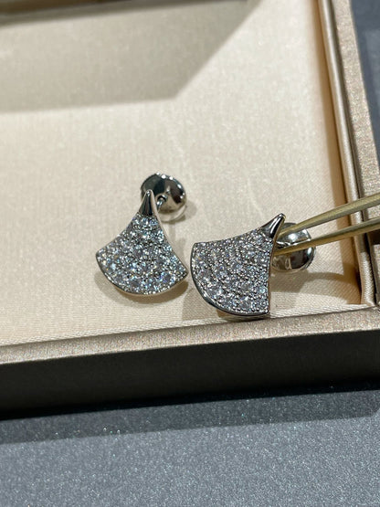 [kincade]DREAM STUD EARRINGS DIAMOND