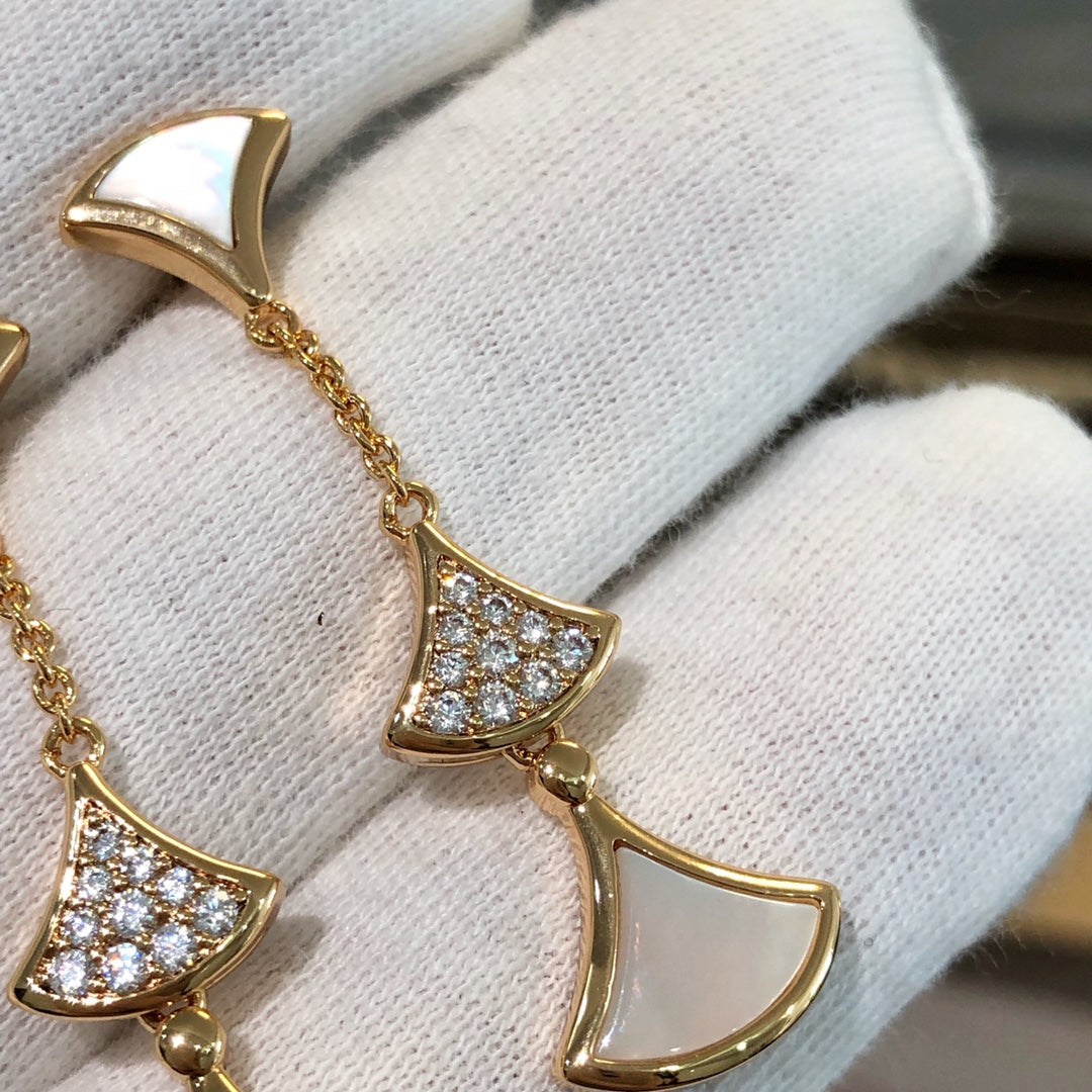 [kincade]DREAM EARRINGS 3 MOTIFS DIAMOND MOP PINK GOLD