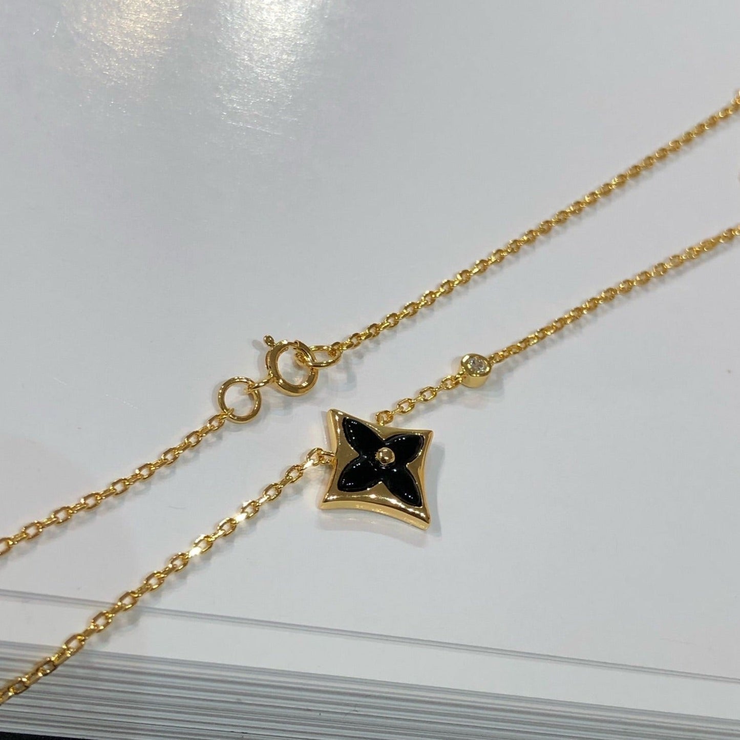 [kincade]STAR BLACK MOP NECKLACE