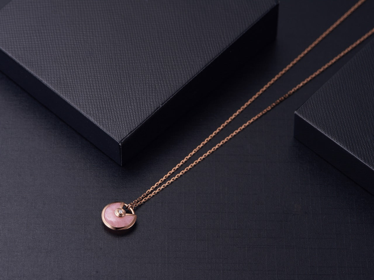 [kincade]AMULETTE ROSE GOLD PINK MOP NECKLACE