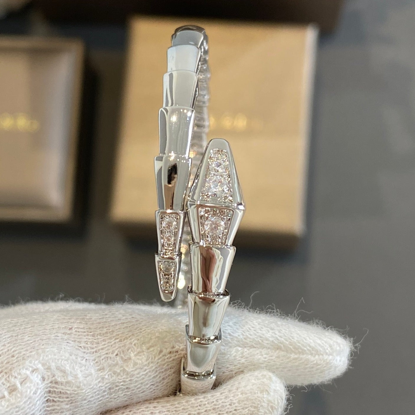 [kincade]SERPENTI BRACELET DIAMONDS SILVER