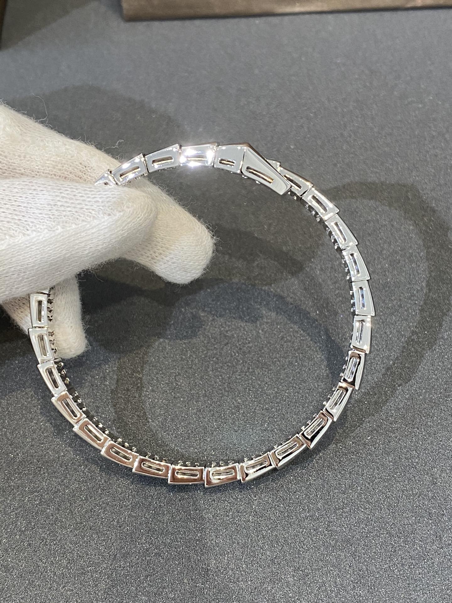 [kincade]SERPENTI ARMBAND DIAMANTEN SILBER