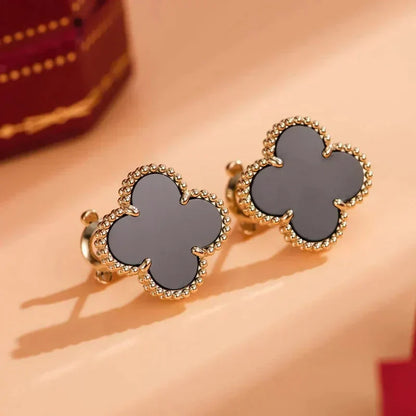 [kincade]CLOVER MEDIUM 1 MOTIFS  ONYX STUD EARRINGS