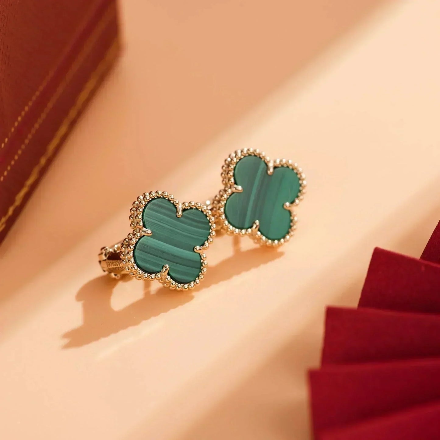 [kincade]CLOVER MEDIUM 1 MOTIFS MALACHITE  EARRINGS