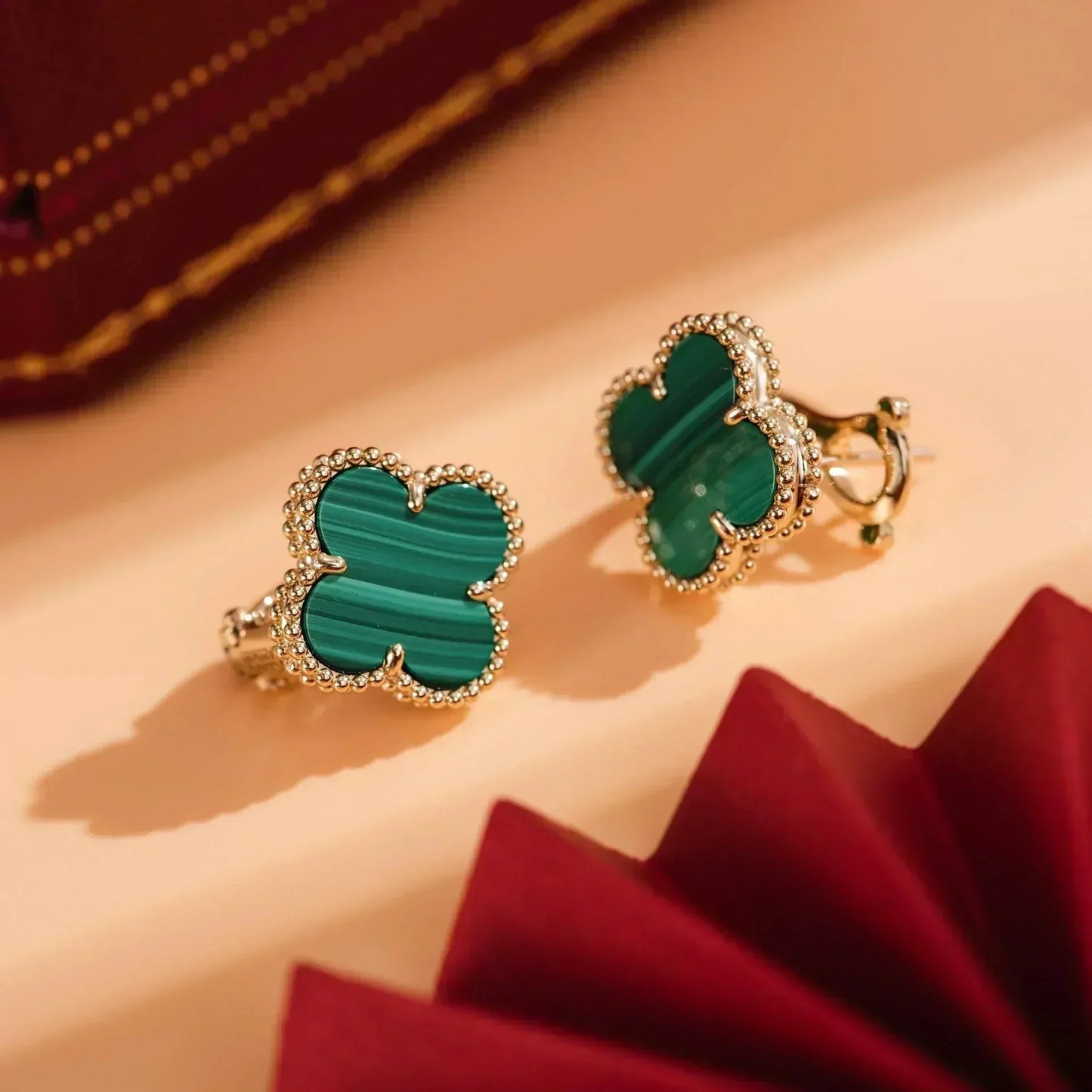 [kincade]CLOVER MEDIUM 1 MOTIFS MALACHITE  EARRINGS