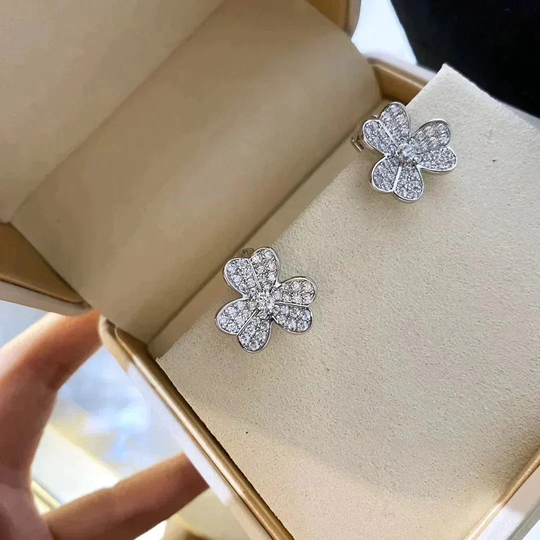 [kincade]CLOVER COMOS DIAMOND EARRINGS SILVER