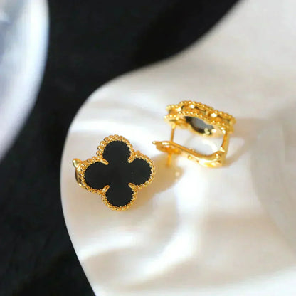 [kincade]CLOVER MEDIUM 1 MOTIFS  ONYX STUD EARRINGS