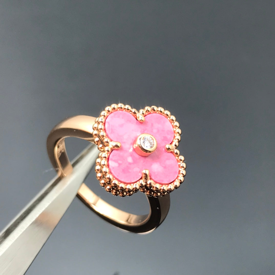 [kincade]CLOVER RHODONITE ROSE GOLD RING