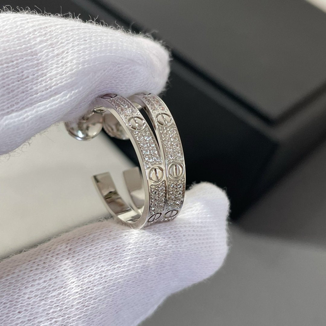 [kincade]LOVE DIAMOND SILVER HOOP EARRINGS