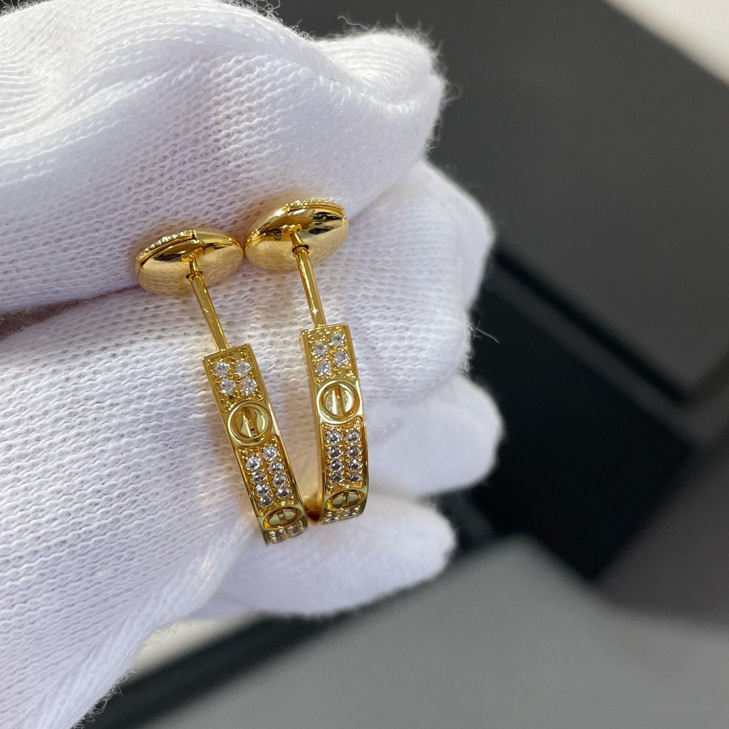 [kincade]LOVE DIAMOND GOLD HOOP EARRINGS