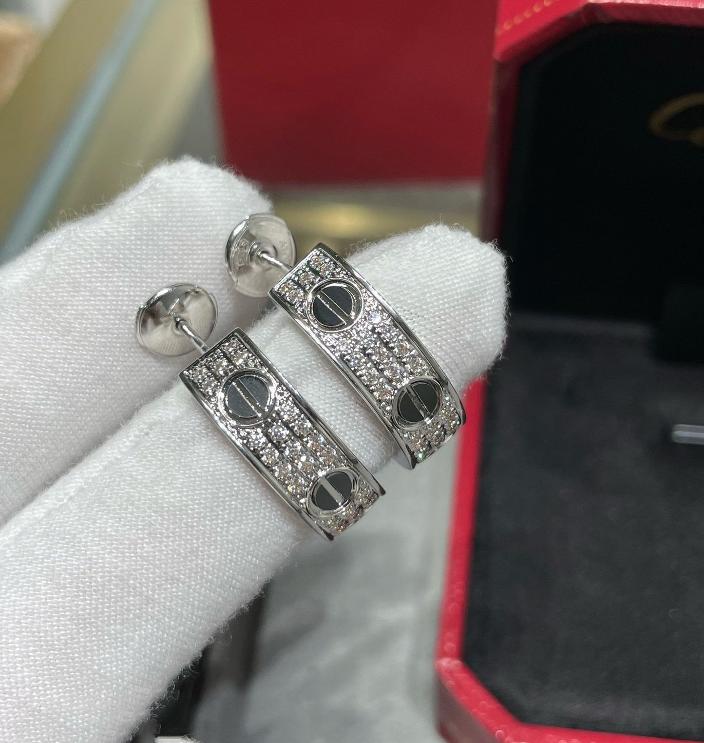 [kincade]LOVE CERAMIC DIAMOND PAVED SILVER EARRINGS