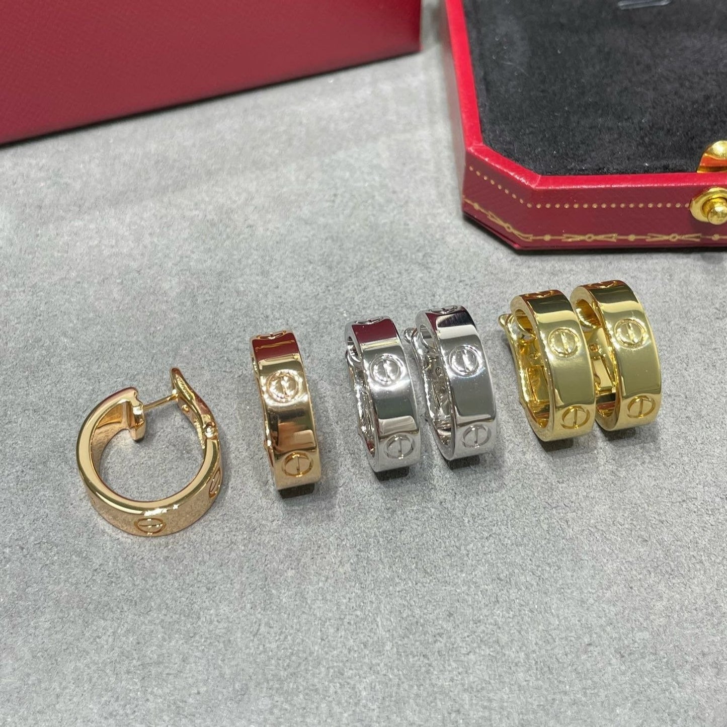 [kincade]LOVE 5.5MM EARRINGS