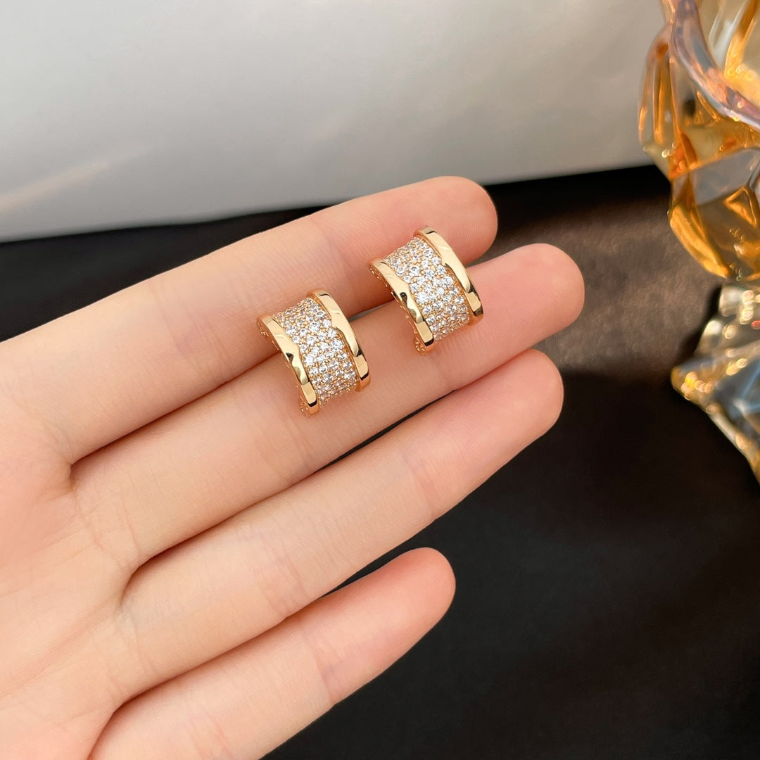 [kincade]ZERO 1 DIAMOND PAVED EARRINGS