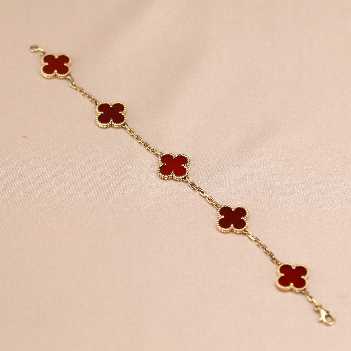 [kincade]CLOVER 5 MOTIFS RED AGATE  BRACELET