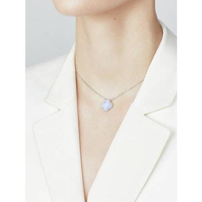 [kincade]CLOVER 15MM BLUE CHALCEDONY NECKLACE SILVER