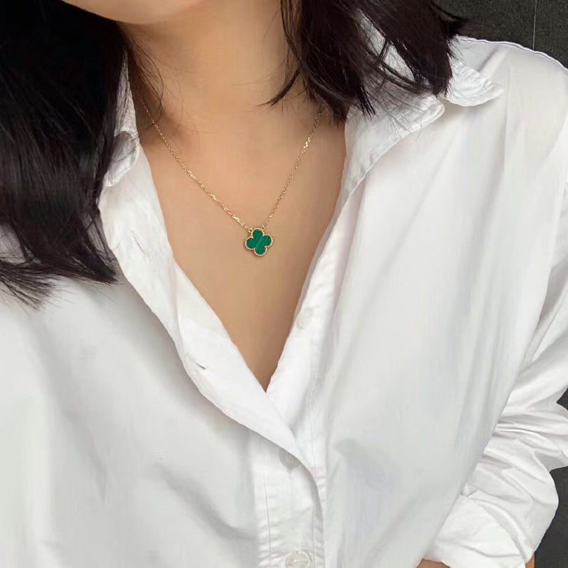 [kincade]CLOVER 15MM MALACHITE SINGLE FLOWER  NECKLACE