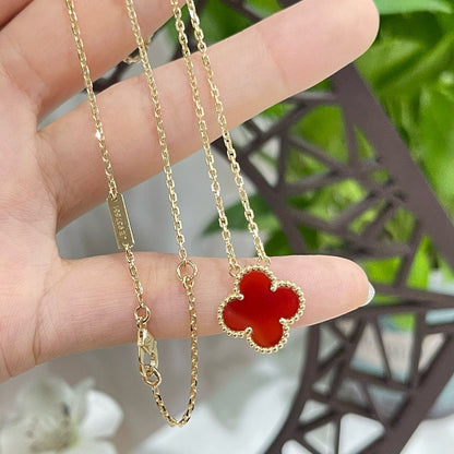 [kincade]CLOVER 15MM CARNELIAN SINGLE FLOWER NECKLACE