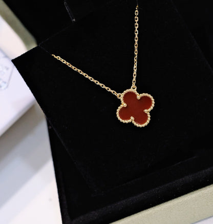 [kincade]CLOVER 15MM CARNELIAN SINGLE FLOWER NECKLACE