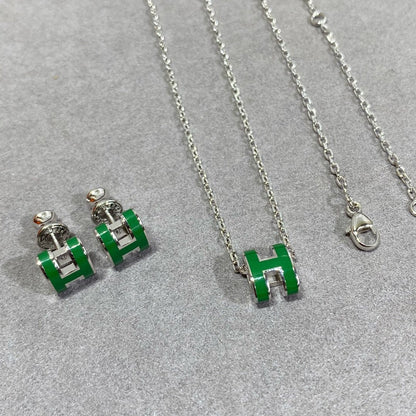 [kincade]POP H GREEN NECKLACE SILVER AND GOLD