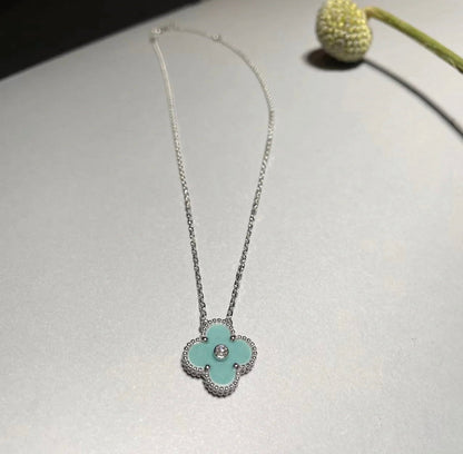 [kincade]CLOVER 1 DIAMOND LIGHT BLUE SILVER NECKLACE