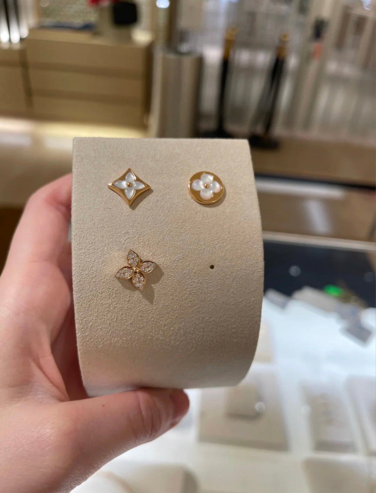 [kincade]STAR BLOSSOM STUD EARRINGS PINK GOLD DIAMONDS