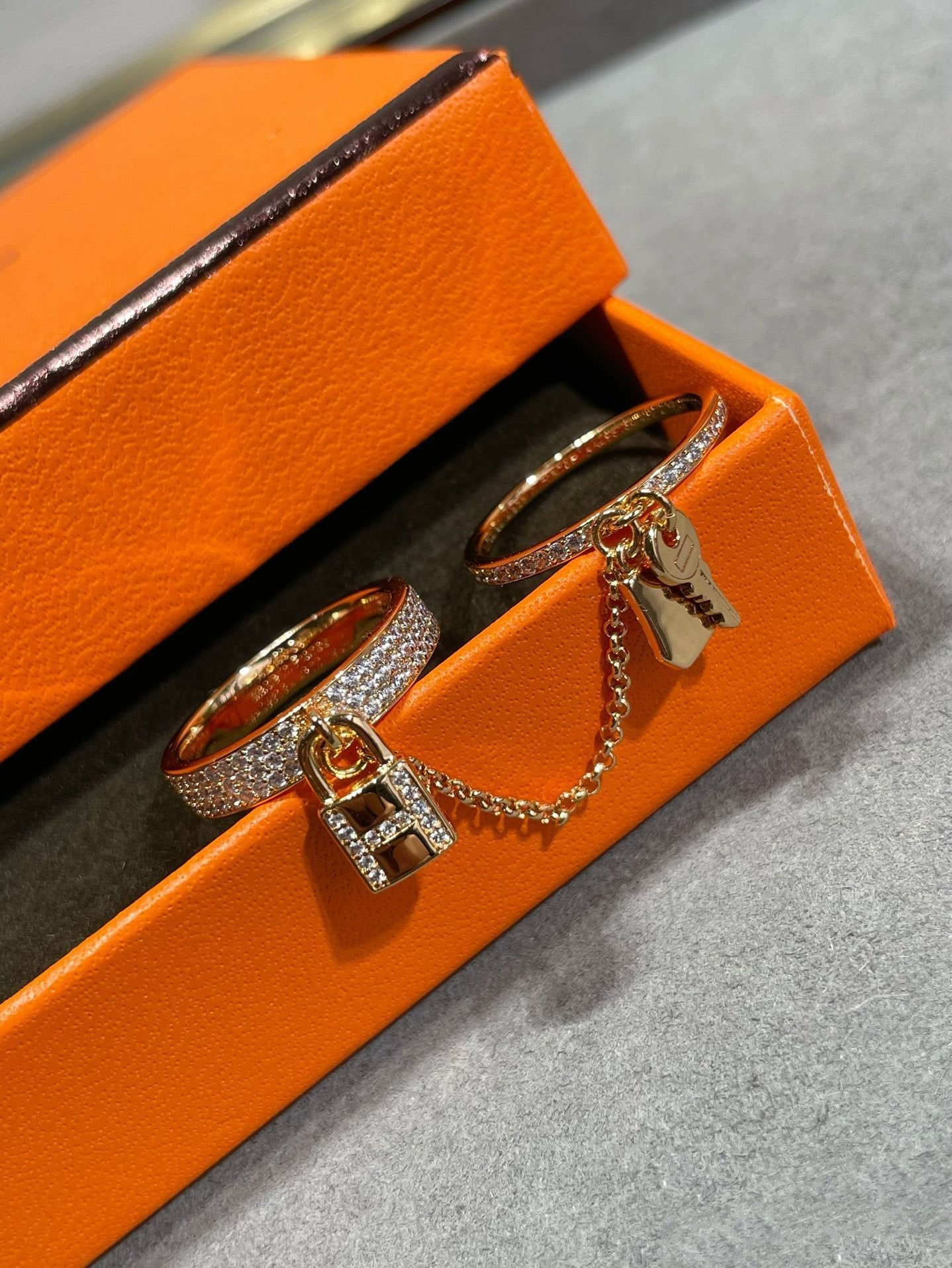 [kincade]HM KELLY CLOCHETTE DOUBLE RING IN  WITH DIAMONDS