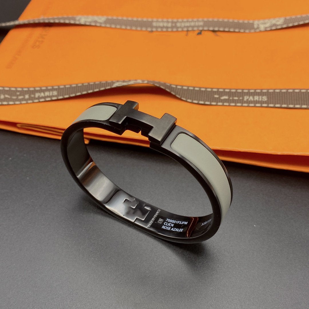 [kincade]CLIC HM SO BLACK GREY BRACELET