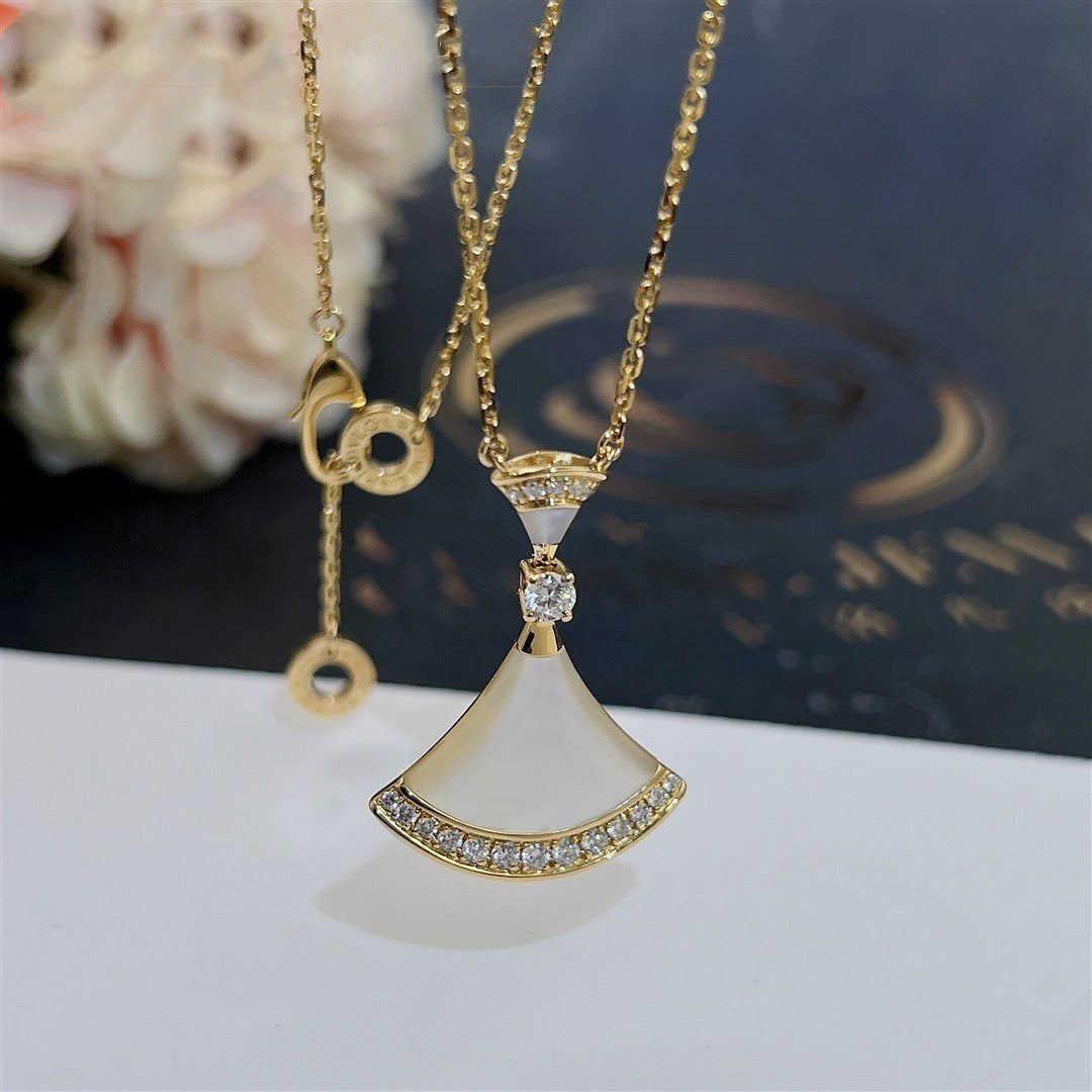 [kincade]DREAM NECKLACE MOP GOLD DIAMOND