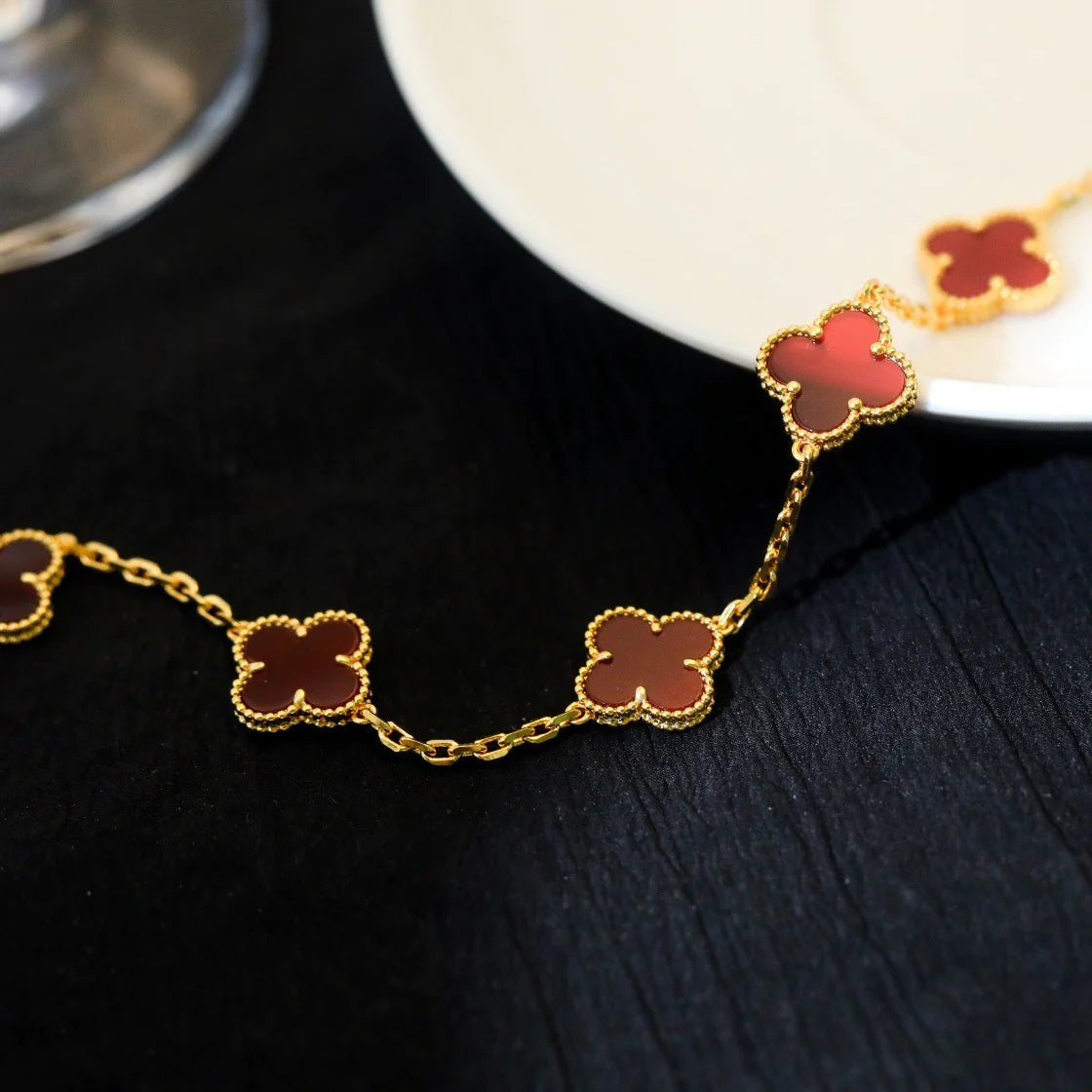 [kincade]CLOVER 5 MOTIFS RED AGATE  BRACELET