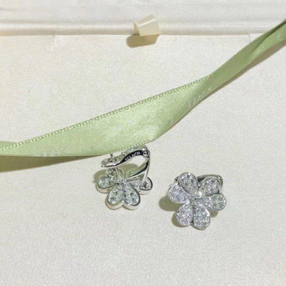 [kincade]FRIVOLE SILVER FLOWER DIAMOND EARRINGS