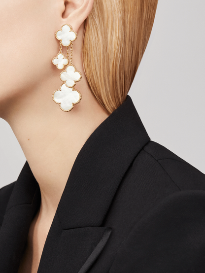 [kincade]CLOVER EARRINGS WHITE MOP 4 MOTIFS GOLD