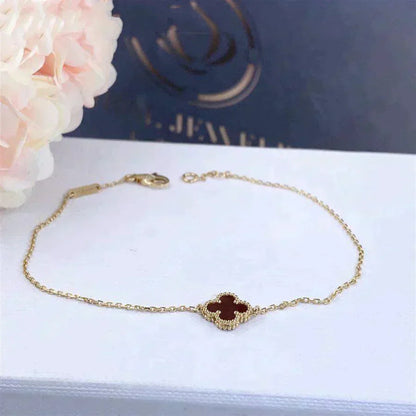 [kincade]CLOVER  CARNELIAN SINGLE FLOWER BRACELET